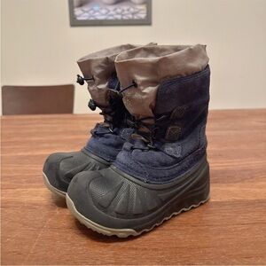 UGG Toddler Waterproof Snow Boots Size 11 Insulated Fleece Lined Winter Shoes